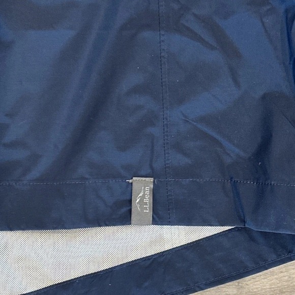LL Bean Women's Meridan Rain Coat, Carbon Navy, Large, New - Picture 5 of 9